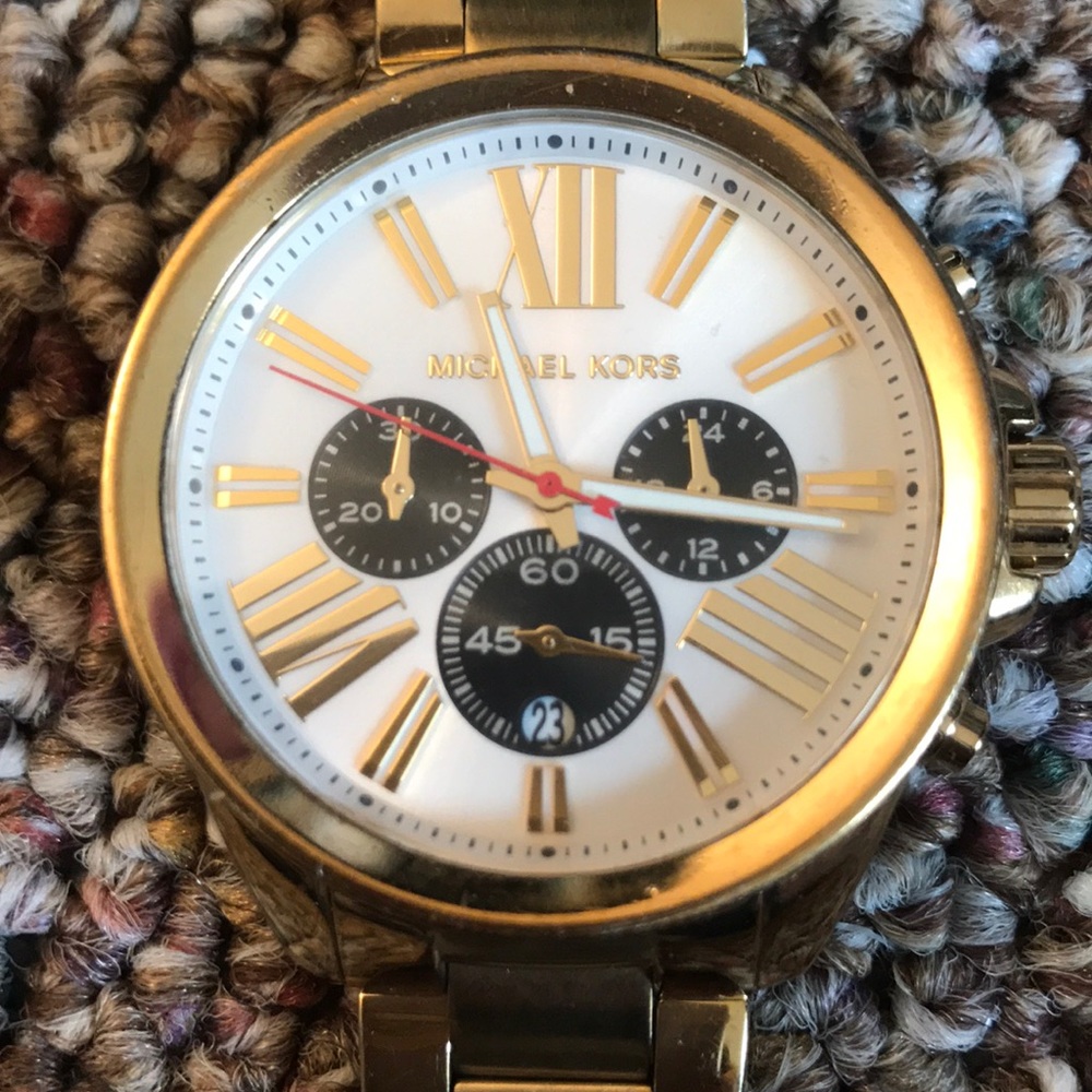 Michael kors gold watch *needs new battery*